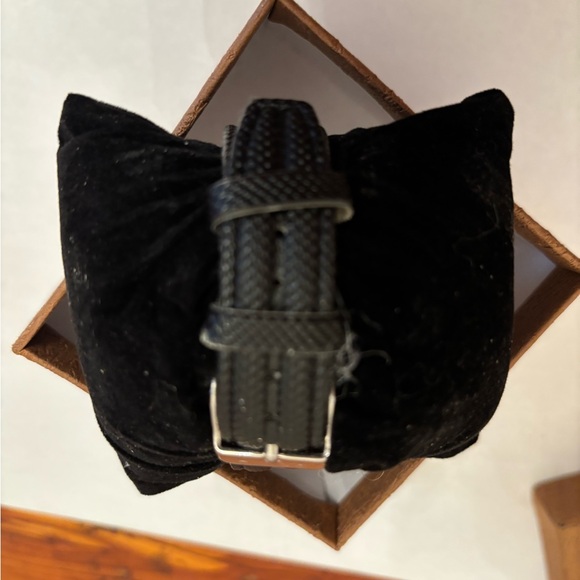 NWOT Romeo Britto Watch - Picture 3 of 5